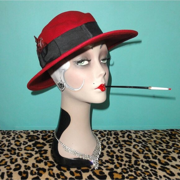 Vintage Arlin Red Wool Church Hat w/ Feathers Kentucky Derby pinup retro bow main image 9
